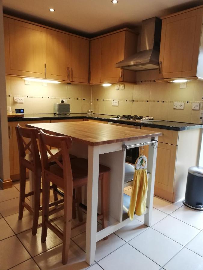6 Beili Priory Lägenhet Abergavenny Exteriör bild